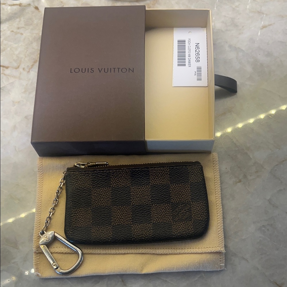 Authentic Louis Vuitton Damier Ebene  Key Pouch